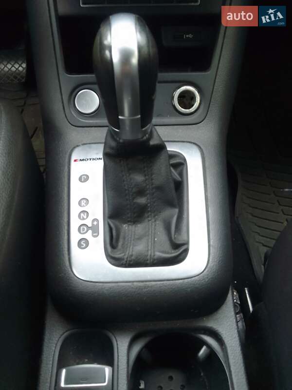 Внедорожник / Кроссовер Volkswagen Tiguan 2016 в Кременчуге фото 11 Внедорожник / Кроссовер Volkswagen Tiguan 2016 в Кременчуге