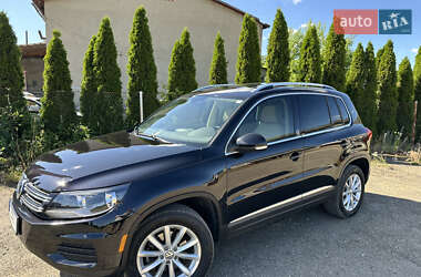Позашляховик / Кросовер Volkswagen Tiguan 2016 в Тлумачі