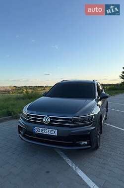 Внедорожник / Кроссовер Volkswagen Tiguan 2019 в Хмельницком