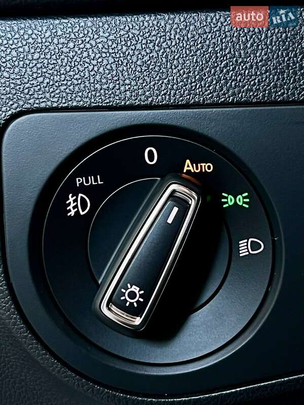 Внедорожник / Кроссовер Volkswagen Tiguan 2018 в Николаеве