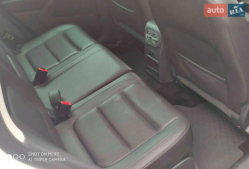 Внедорожник / Кроссовер Volkswagen Tiguan 2015 в Харькове