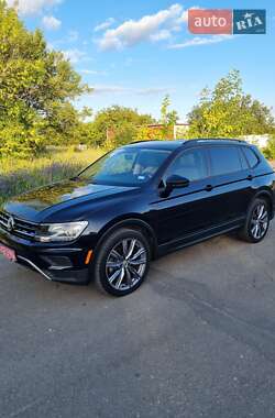 Позашляховик / Кросовер Volkswagen Tiguan 2018 в Харкові