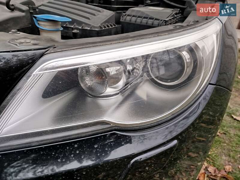 Внедорожник / Кроссовер Volkswagen Tiguan 2010 в Киеве