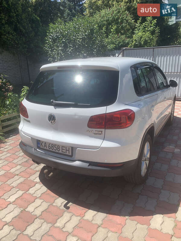 Внедорожник / Кроссовер Volkswagen Tiguan 2014 в Киеве