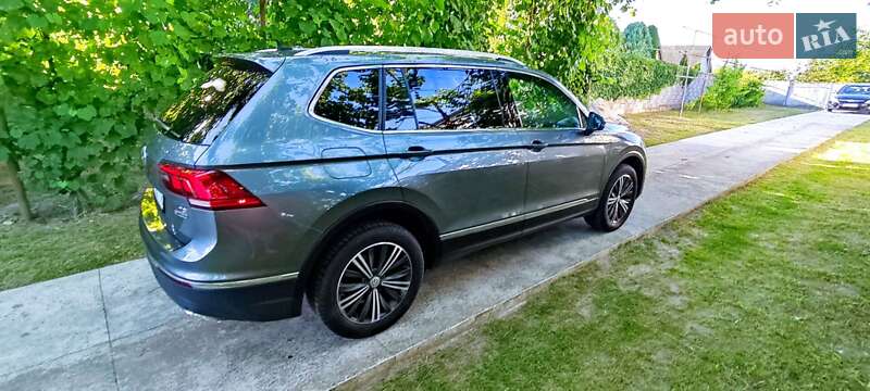 Внедорожник / Кроссовер Volkswagen Tiguan 2017 в Ровно фото 2 Внедорожник / Кроссовер Volkswagen Tiguan 2017 в Ровно