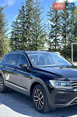 Внедорожник / Кроссовер Volkswagen Tiguan 2020 в Самборе