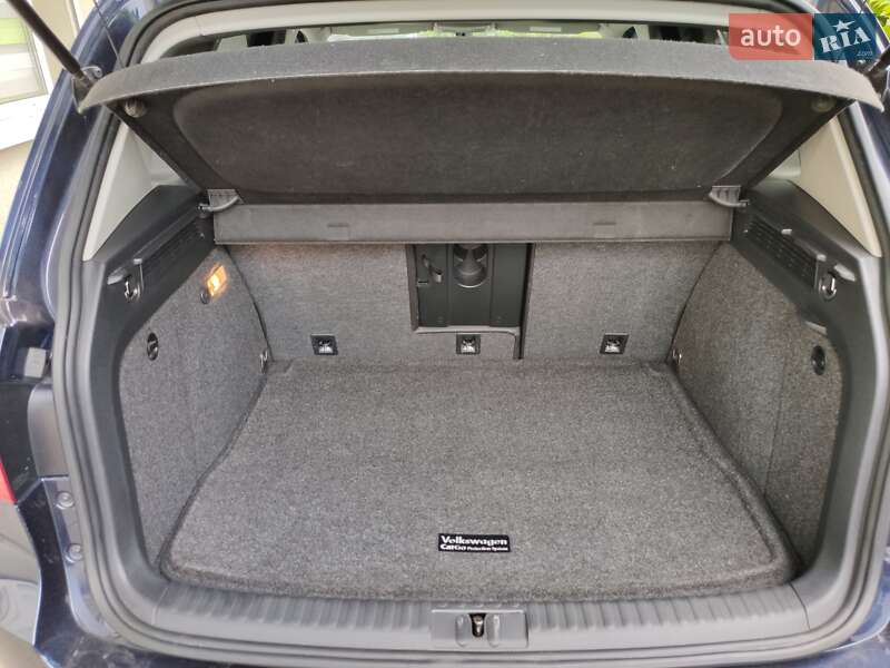 Внедорожник / Кроссовер Volkswagen Tiguan 2016 в Львове