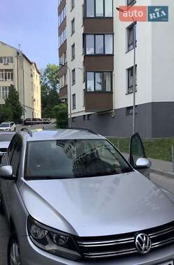 Внедорожник / Кроссовер Volkswagen Tiguan 2015 в Львове