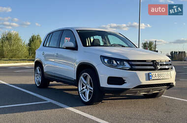Внедорожник / Кроссовер Volkswagen Tiguan 2014 в Киеве