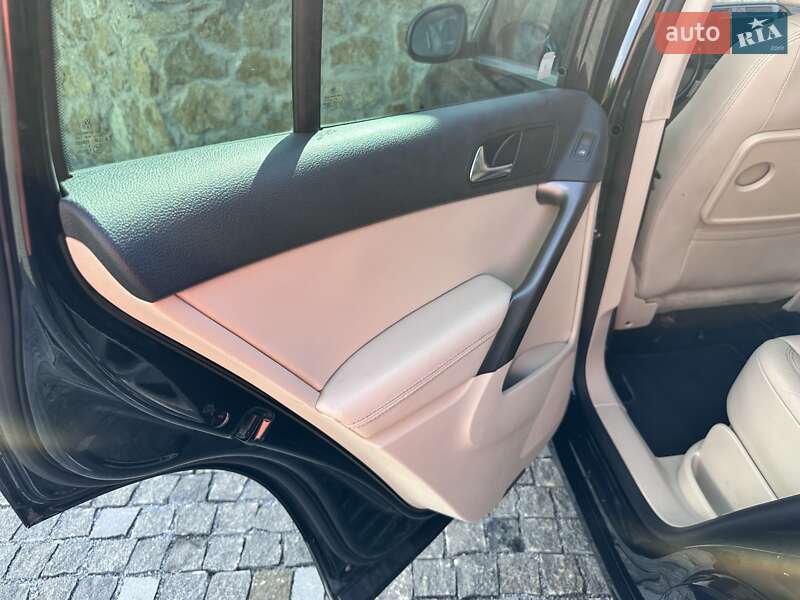 Внедорожник / Кроссовер Volkswagen Tiguan 2008 в Ровно