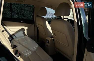 Позашляховик / Кросовер Volkswagen Tiguan 2010 в 