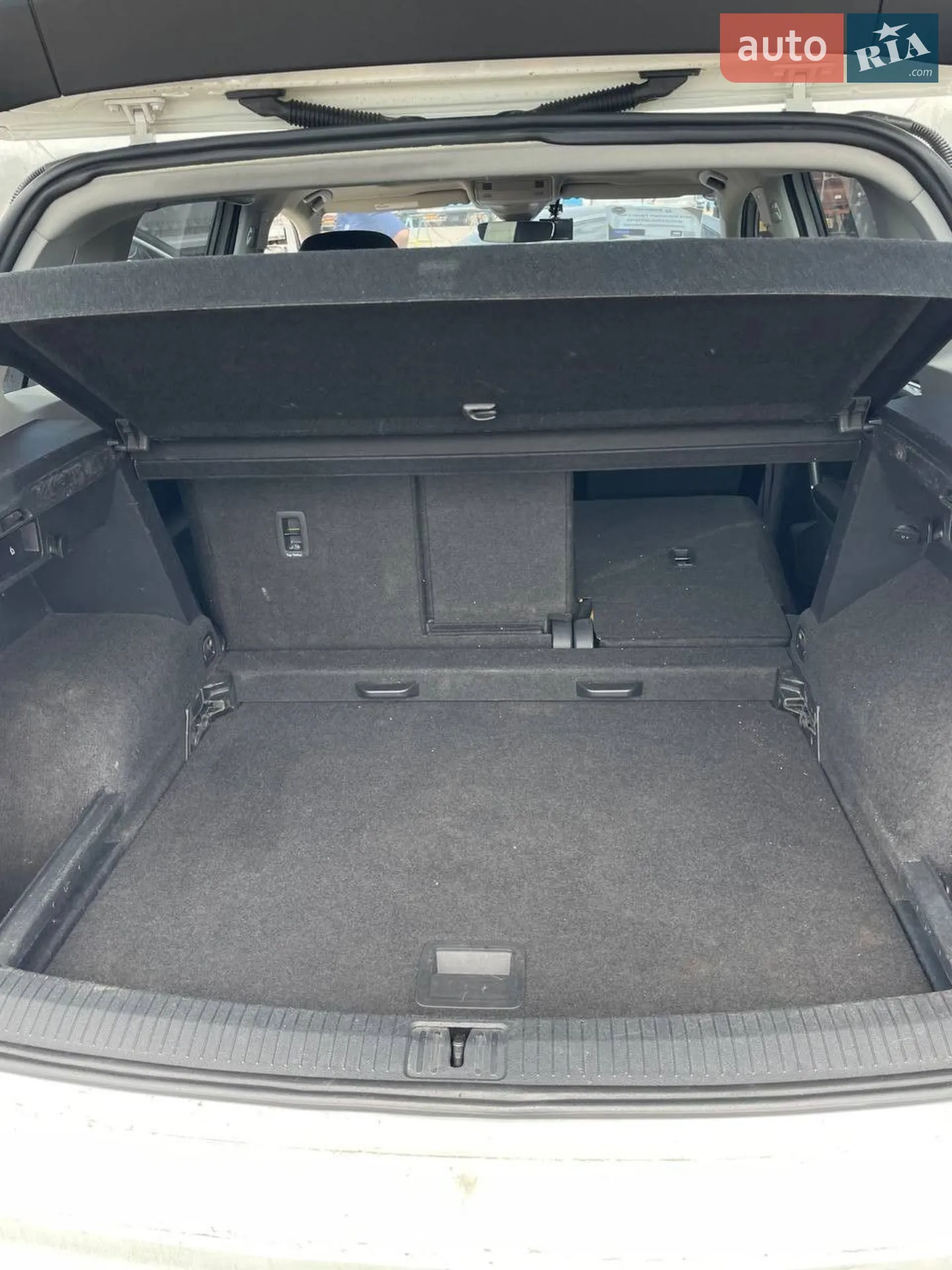 2018 Volkswagen Tiguan - мініатюра 18