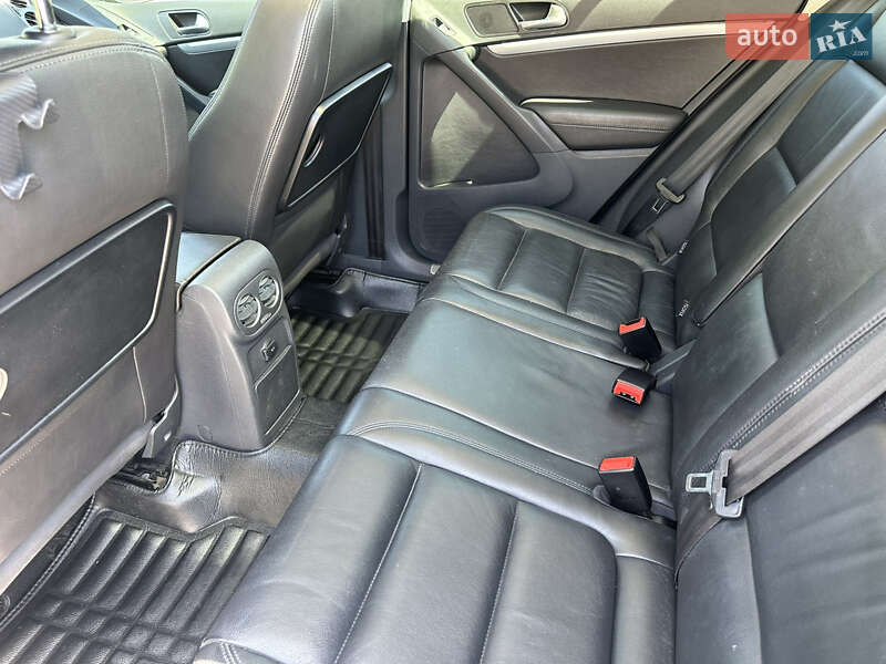 Позашляховик / Кросовер Volkswagen Tiguan 2014 в Дніпрі