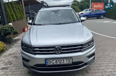 Внедорожник / Кроссовер Volkswagen Tiguan 2019 в Львове