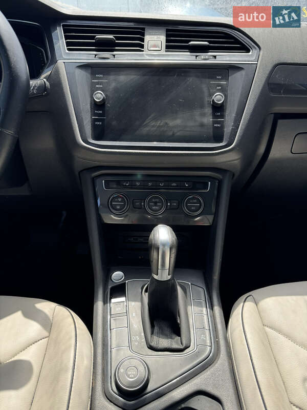 Внедорожник / Кроссовер Volkswagen Tiguan 2019 в Киеве
