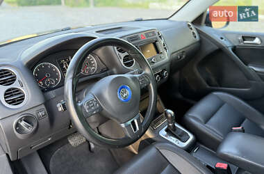 Внедорожник / Кроссовер Volkswagen Tiguan 2011 в Самборе