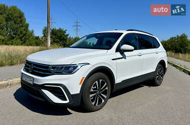 Позашляховик / Кросовер Volkswagen Tiguan 2024 в Києві