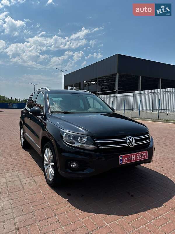 Внедорожник / Кроссовер Volkswagen Tiguan 2013 в Полтаве