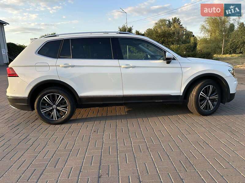 Внедорожник / Кроссовер Volkswagen Tiguan 2018 в Киеве