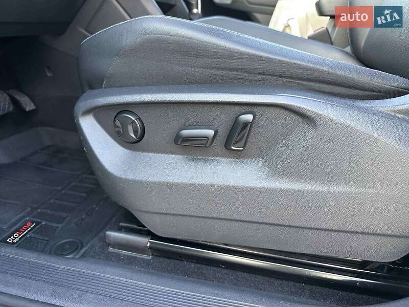 Внедорожник / Кроссовер Volkswagen Tiguan 2018 в Киеве
