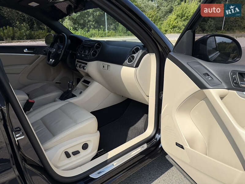 Внедорожник / Кроссовер Volkswagen Tiguan 2014 в Днепре
