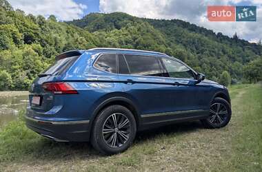 Внедорожник / Кроссовер Volkswagen Tiguan 2018 в Вижнице