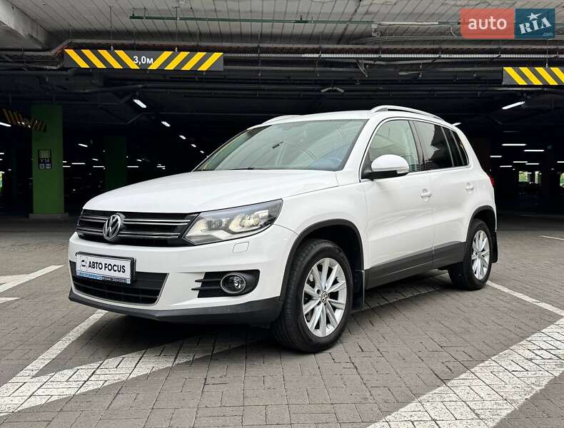 Внедорожник / Кроссовер Volkswagen Tiguan 2012 в Киеве