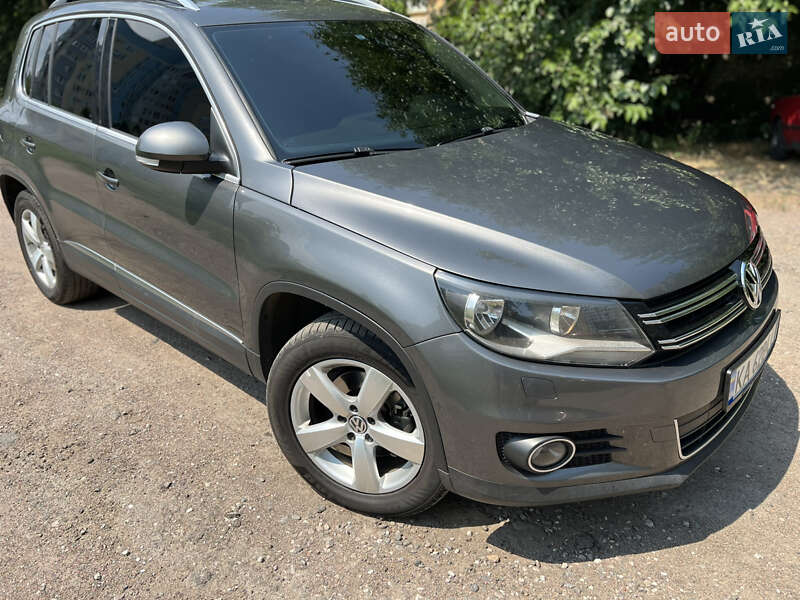 Внедорожник / Кроссовер Volkswagen Tiguan 2015 в Черкассах