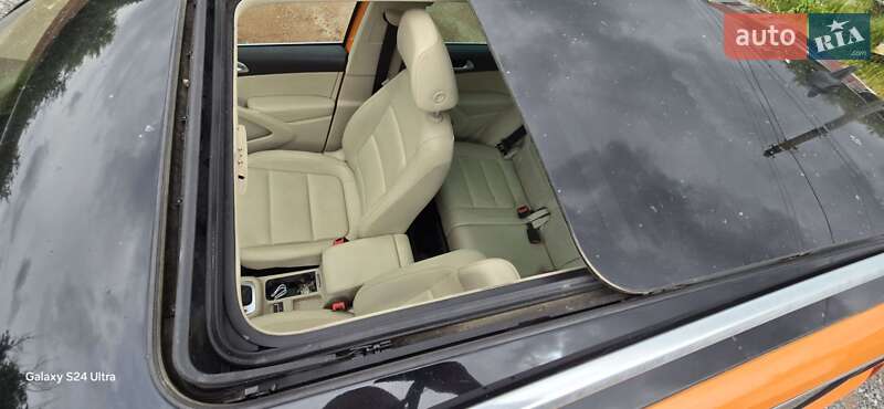 Внедорожник / Кроссовер Volkswagen Tiguan 2015 в Львове