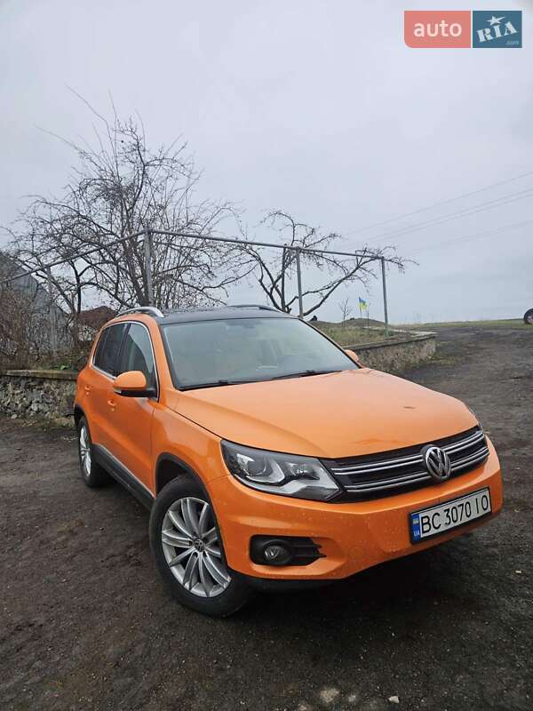 Внедорожник / Кроссовер Volkswagen Tiguan 2015 в Львове