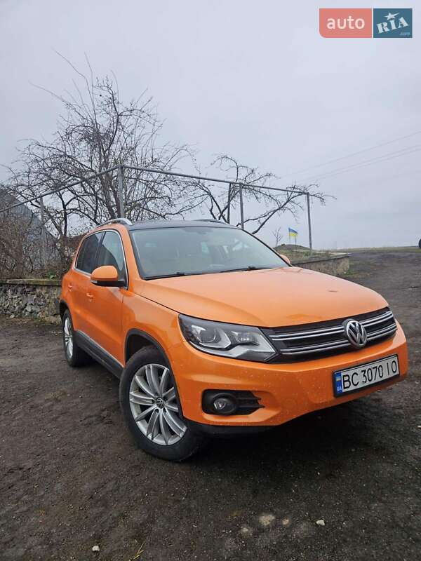 Внедорожник / Кроссовер Volkswagen Tiguan 2015 в Львове