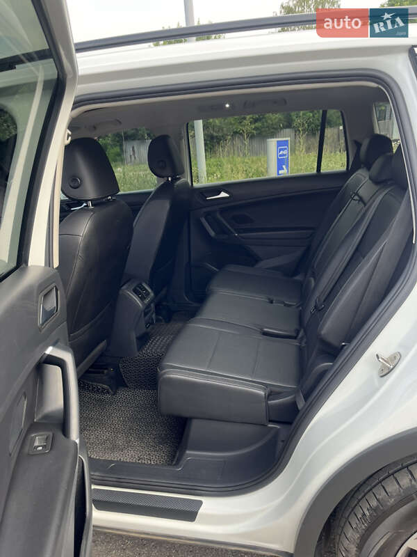 Внедорожник / Кроссовер Volkswagen Tiguan 2020 в Ахтырке