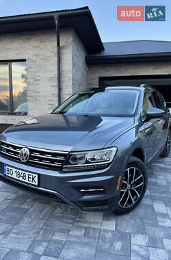 Внедорожник / Кроссовер Volkswagen Tiguan 2021 в Тернополе