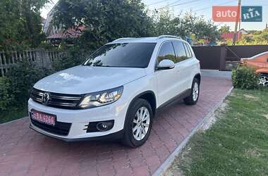 Внедорожник / Кроссовер Volkswagen Tiguan 2014 в Виннице