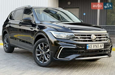 Внедорожник / Кроссовер Volkswagen Tiguan 2023 в Каменском