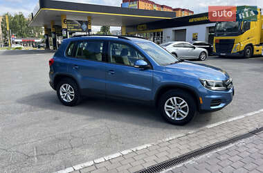 Позашляховик / Кросовер Volkswagen Tiguan 2016 в 