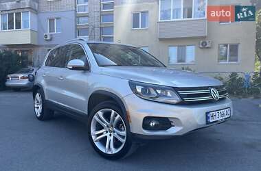 Внедорожник / Кроссовер Volkswagen Tiguan 2012 в Днепре