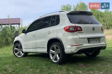 Внедорожник / Кроссовер Volkswagen Tiguan 2010 в Киеве