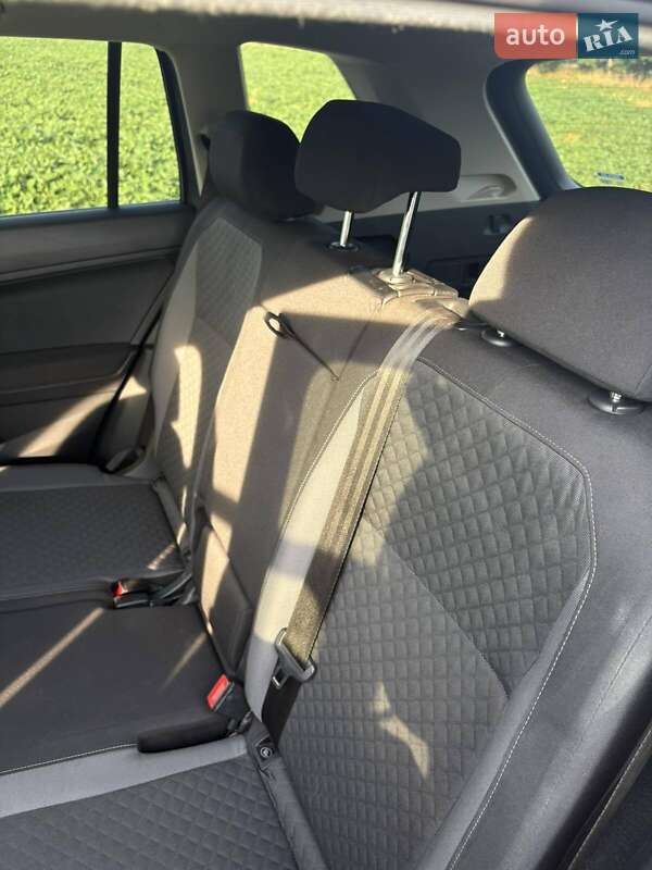 Внедорожник / Кроссовер Volkswagen Tiguan 2017 в Лубнах фото 12 Внедорожник / Кроссовер Volkswagen Tiguan 2017 в Лубнах