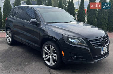Позашляховик / Кросовер Volkswagen Tiguan 2010 в Києві