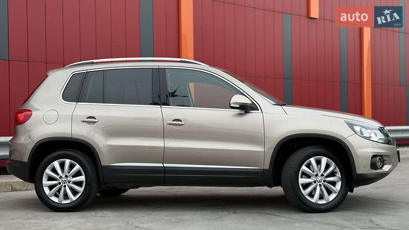 Внедорожник / Кроссовер Volkswagen Tiguan 2013 в Киеве
