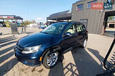 Внедорожник / Кроссовер Volkswagen Tiguan 2016 в 