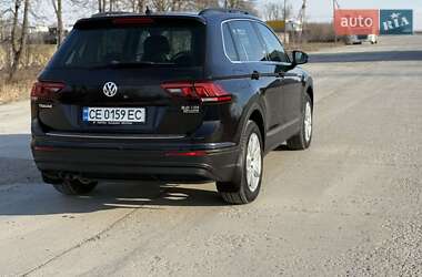Внедорожник / Кроссовер Volkswagen Tiguan 2016 в 