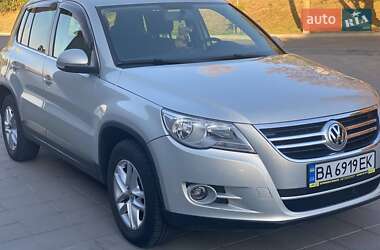 Позашляховик / Кросовер Volkswagen Tiguan 2011 в Світловодську