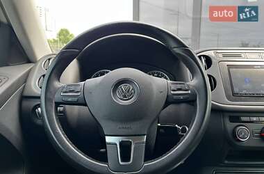Позашляховик / Кросовер Volkswagen Tiguan 2013 в 