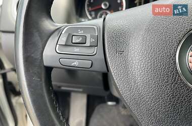 Позашляховик / Кросовер Volkswagen Tiguan 2013 в 