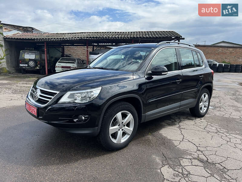 Позашляховик / Кросовер Volkswagen Tiguan 2009 в Нововолинську