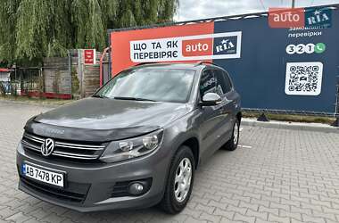 Внедорожник / Кроссовер Volkswagen Tiguan 2011 в Калиновке