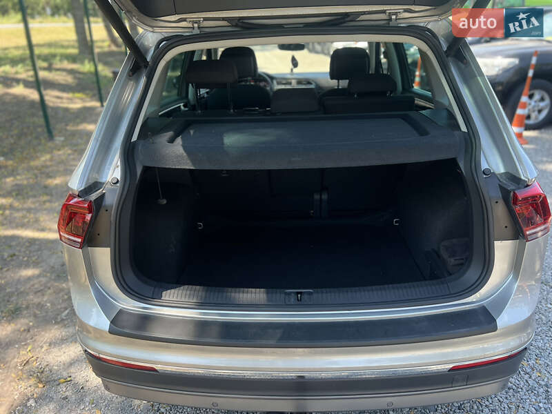 Внедорожник / Кроссовер Volkswagen Tiguan 2018 в Умани фото 15 Внедорожник / Кроссовер Volkswagen Tiguan 2018 в Умани