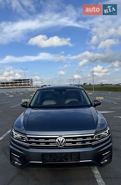 Позашляховик / Кросовер Volkswagen Tiguan 2018 в Львові